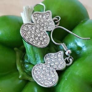 Gourd shape silver tone earrings